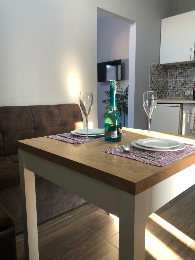 Reef Apartments Oldenburg Bagian luar foto